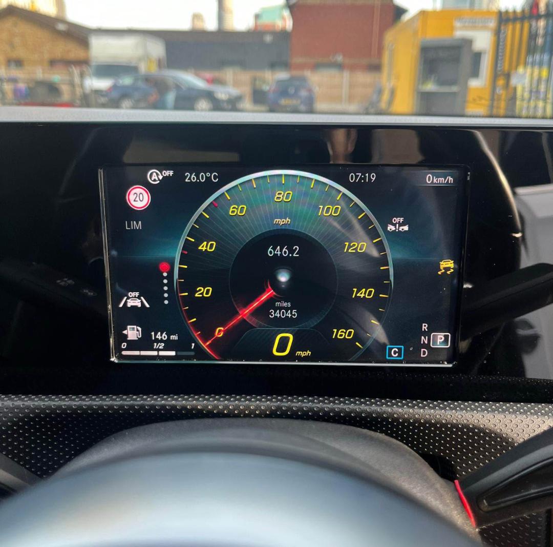 2018 Mercedes-Benz A-Class A200 - Image 11