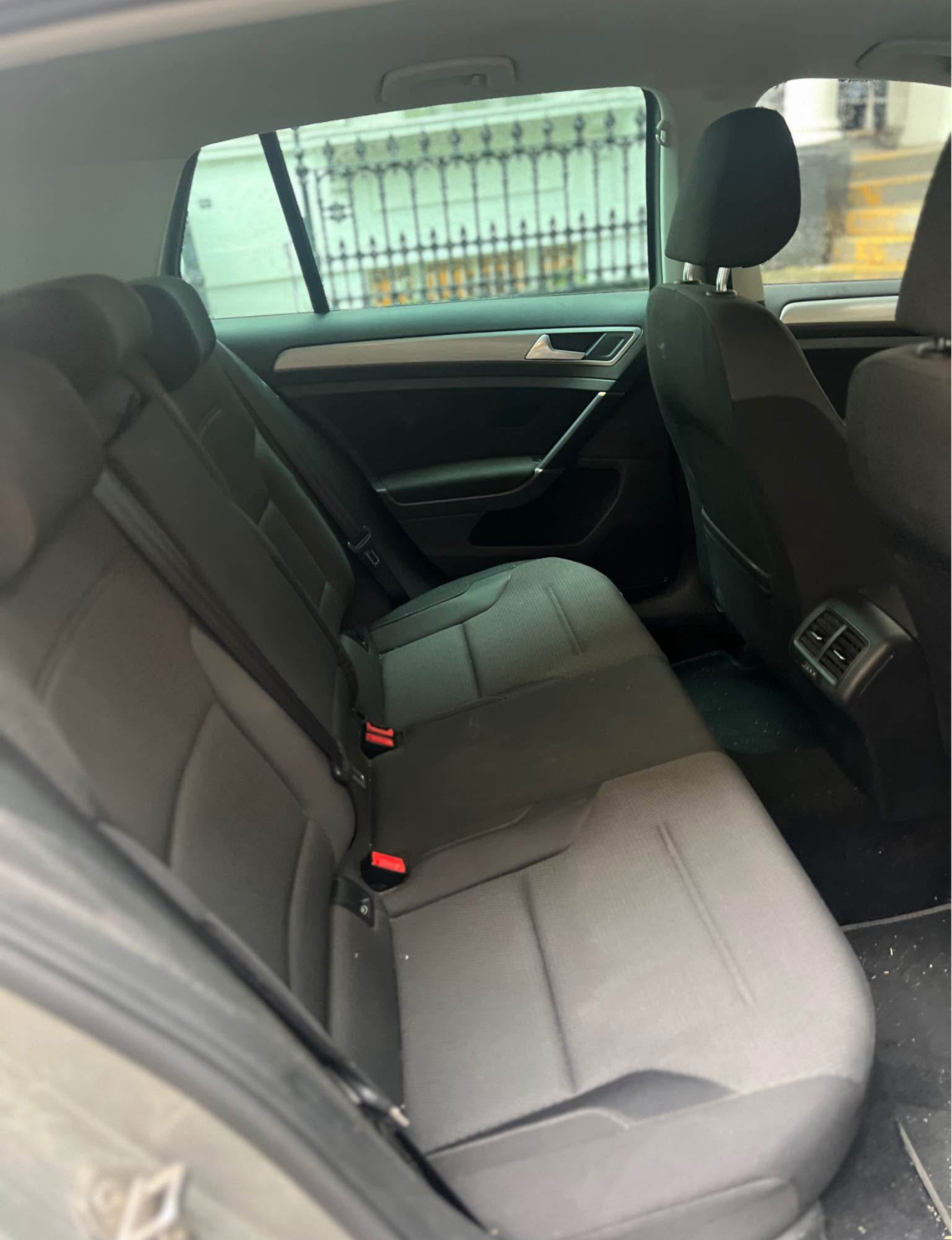 2015 Volkswagen Golf - Image 15